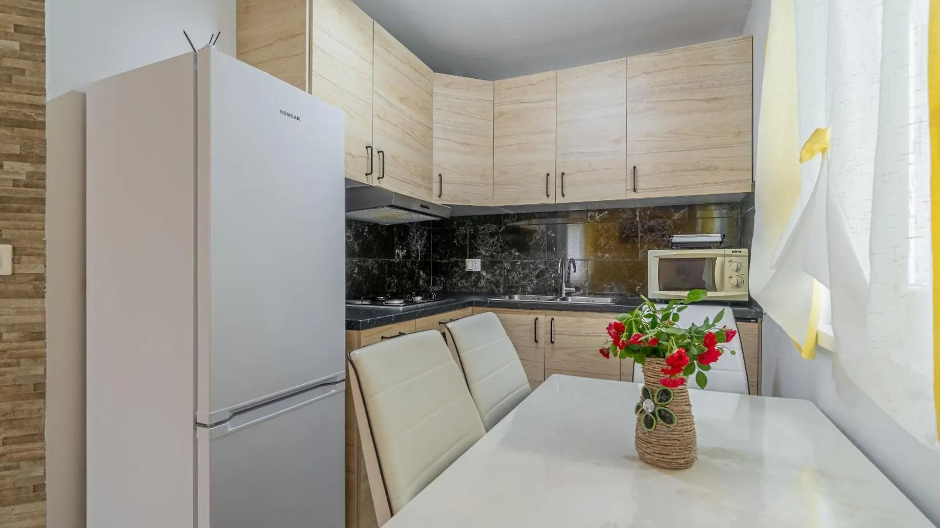 Lea Apartment Veli Jezenj 0*,  Croatia