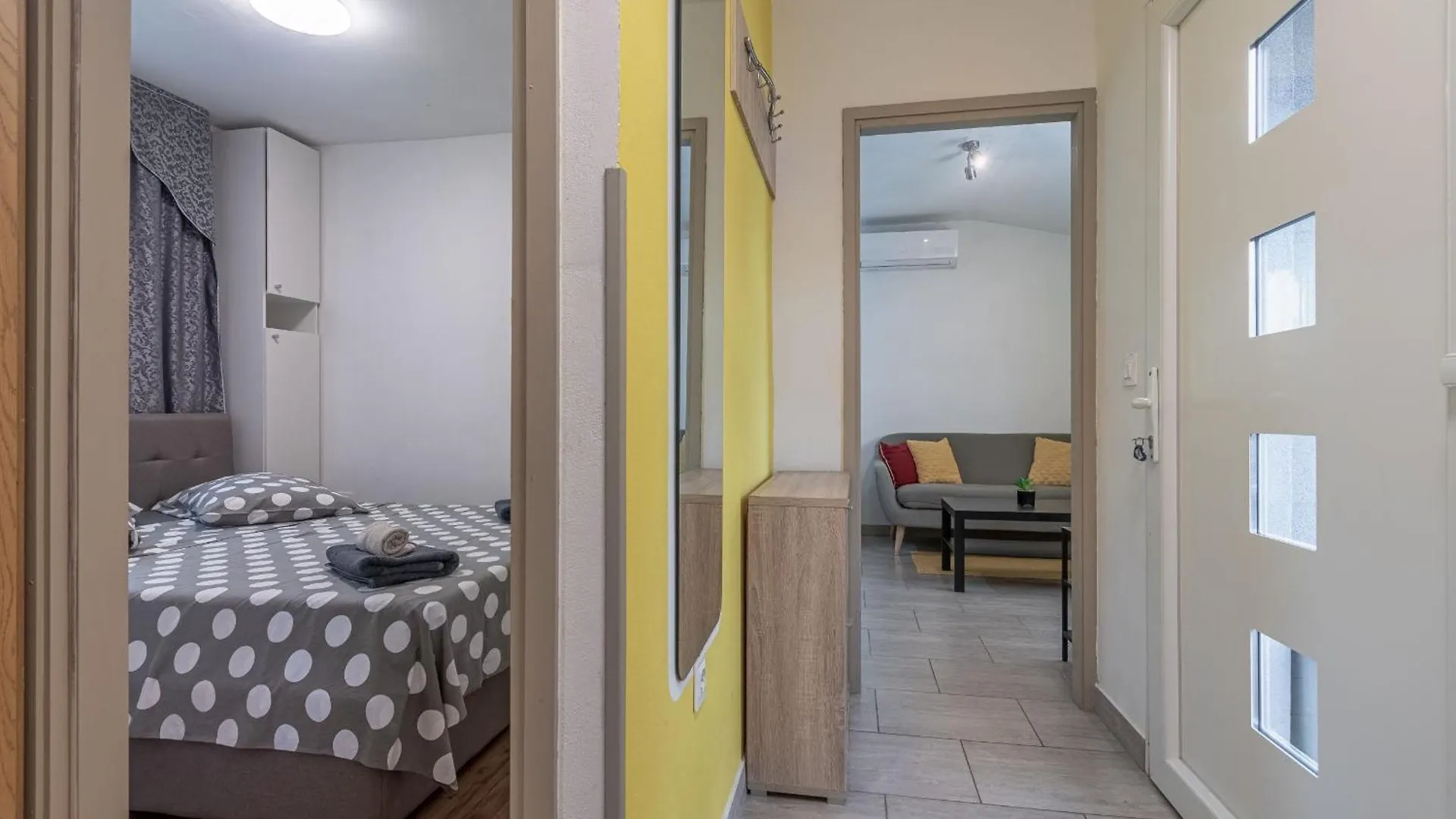 Lea Apartment Veli Jezenj Croatia