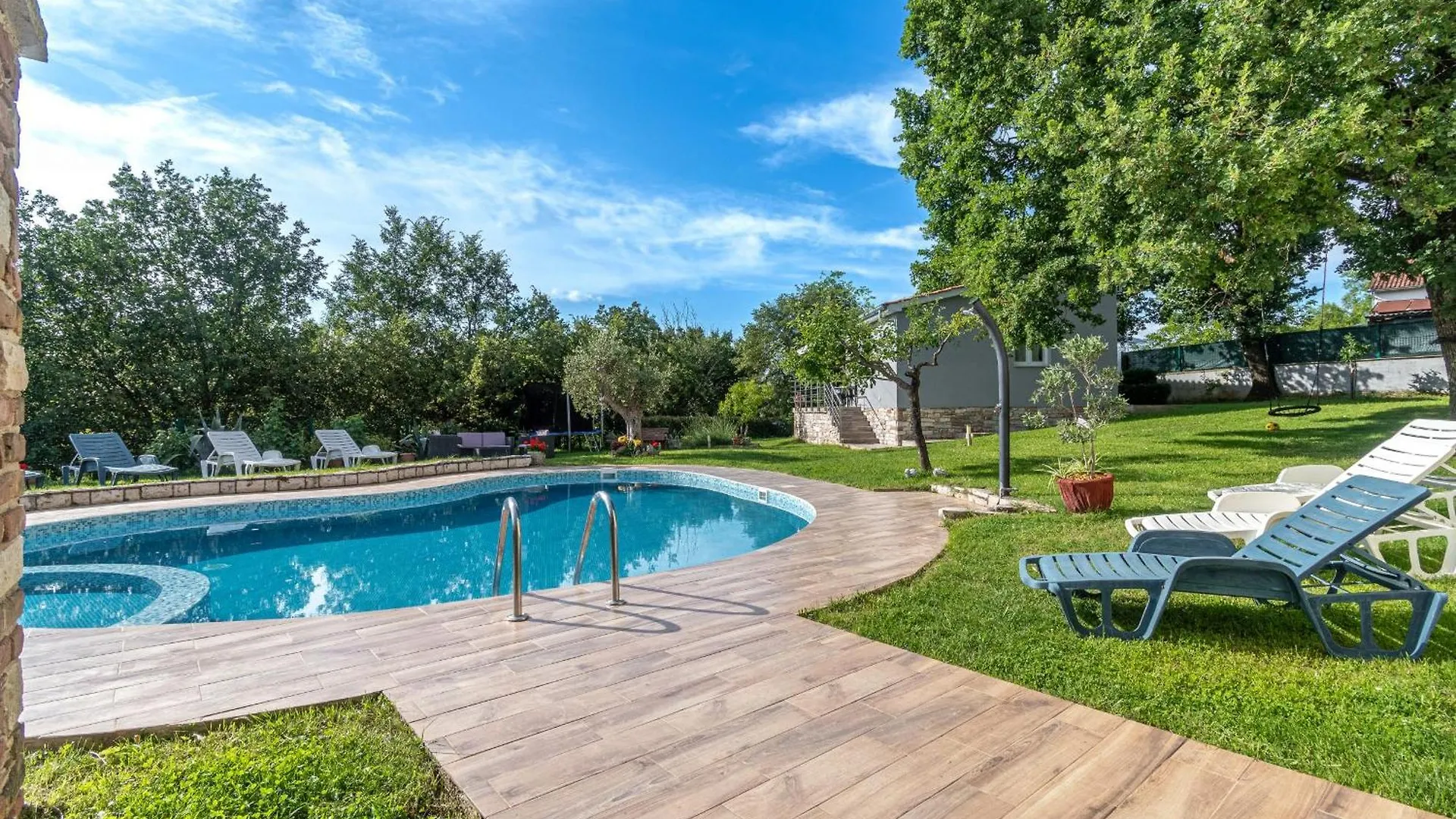 Lea Apartment Veli Jezenj
