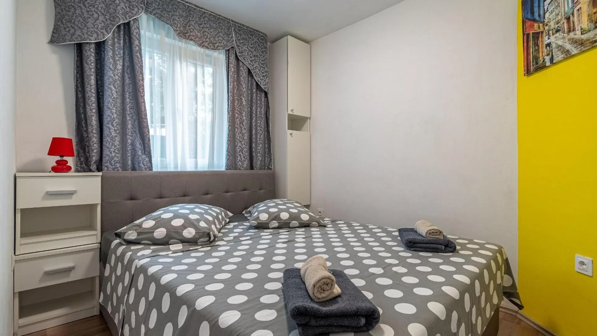 Lea Apartment Veli Jezenj