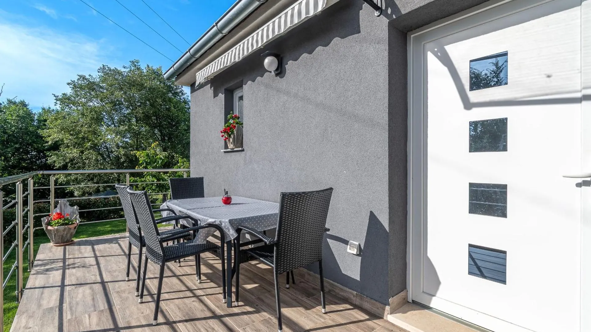 Lea Apartment Veli Jezenj